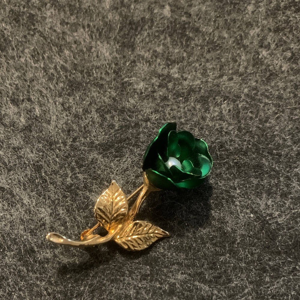 Vintage Pearl Green and Gold Rose Brooch